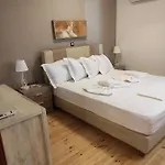 Astradeni Luxury Kratir * Paloi