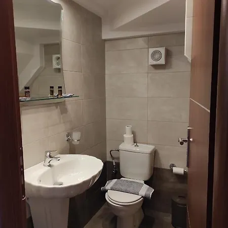 Astradeni Luxury Kratir *