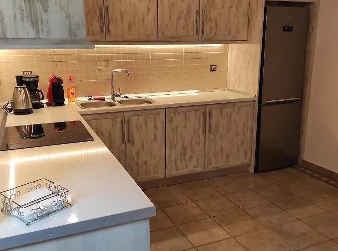 아파트 Astradeni Luxury Kratir Skála