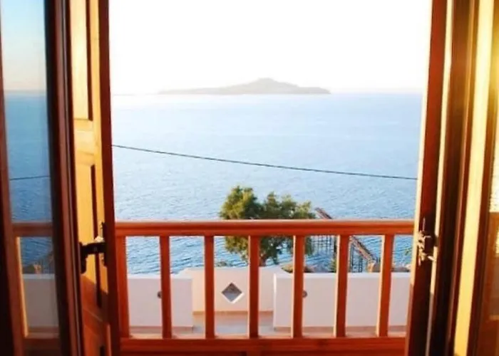 아파트 Astradeni Luxury Kratir