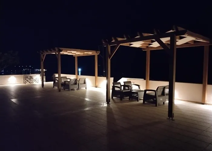 Astradeni Luxury Kratir 아파트